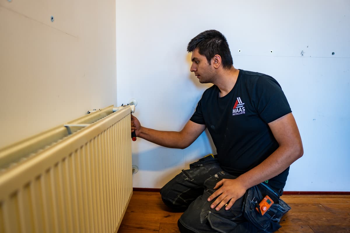 Complete CV-installatie en aanleg van centrale verwarming door gecertificeerde monteurs van Maas Installatie in Den Haag