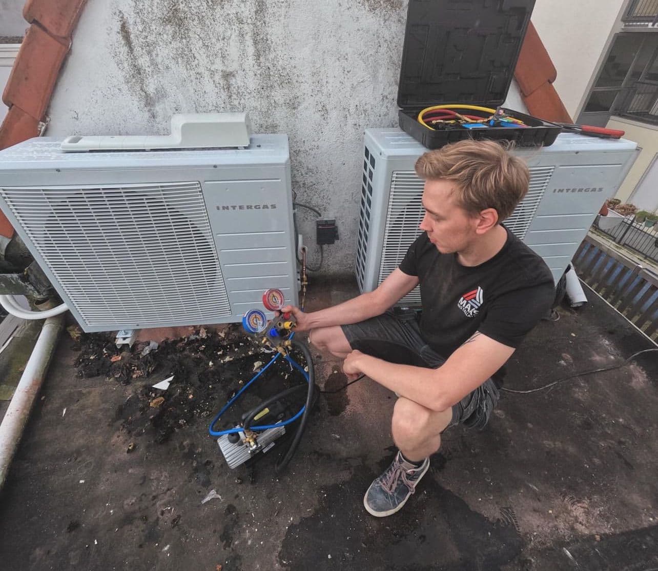 Airconditioning maintenance
